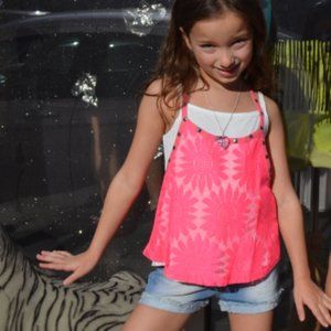 Hannah Banana Top Girl